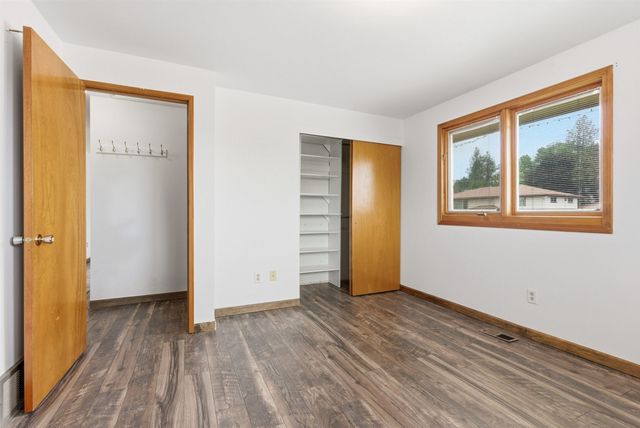 216 Gregory Dr, Cheney, WA 99004