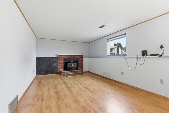 216 Gregory Dr, Cheney, WA 99004
