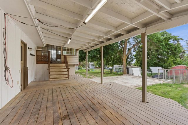 216 Gregory Dr, Cheney, WA 99004