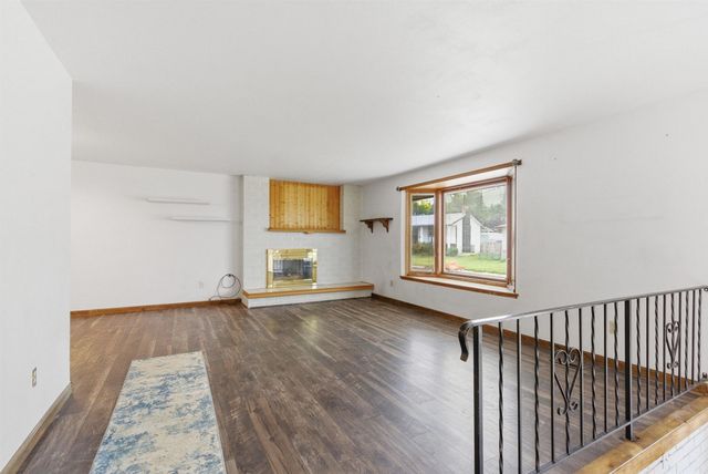 216 Gregory Dr, Cheney, WA 99004