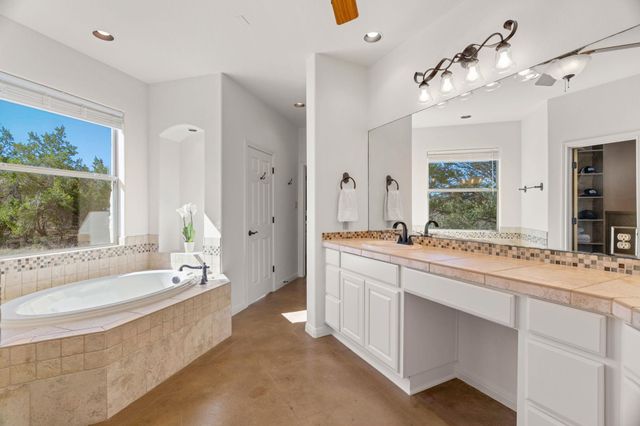 1426 Shelton Ranch RD, Dripping Springs, TX 78620