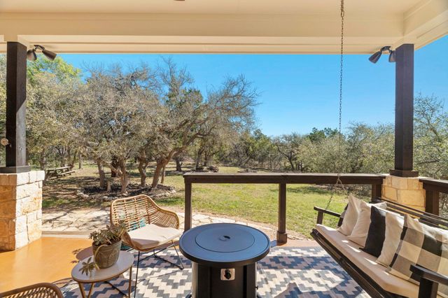 1426 Shelton Ranch RD, Dripping Springs, TX 78620
