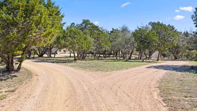 1426 Shelton Ranch RD, Dripping Springs, TX 78620