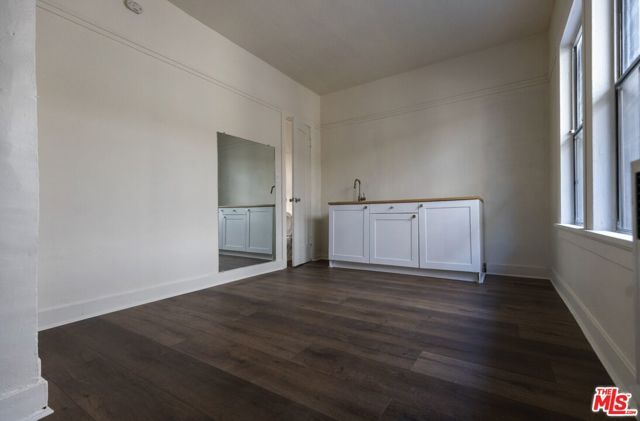 1021 N Mariposa Avenue 4, Los Angeles, CA 90029