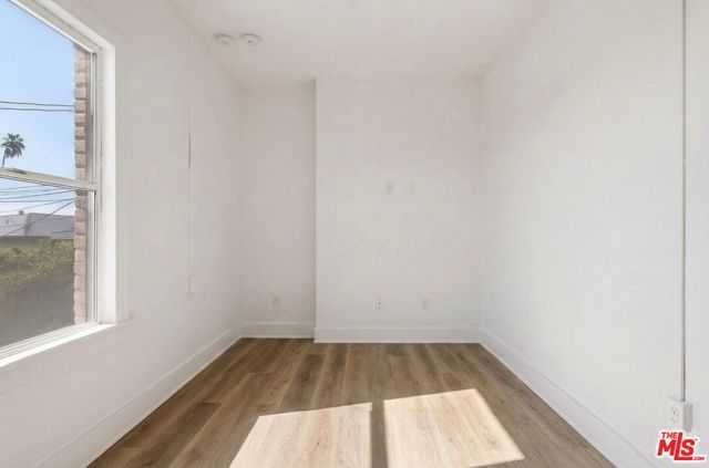 1021 N Mariposa Avenue 4, Los Angeles, CA 90029