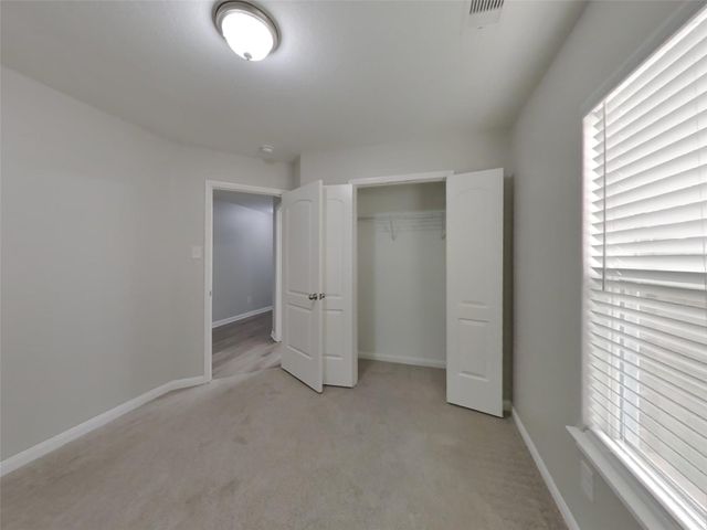 32608 Decker Creek Drive, Pinehurst, TX 77362