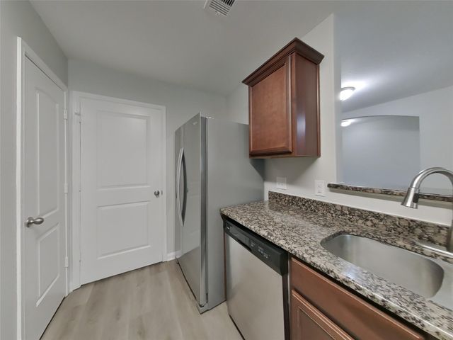 32608 Decker Creek Drive, Pinehurst, TX 77362