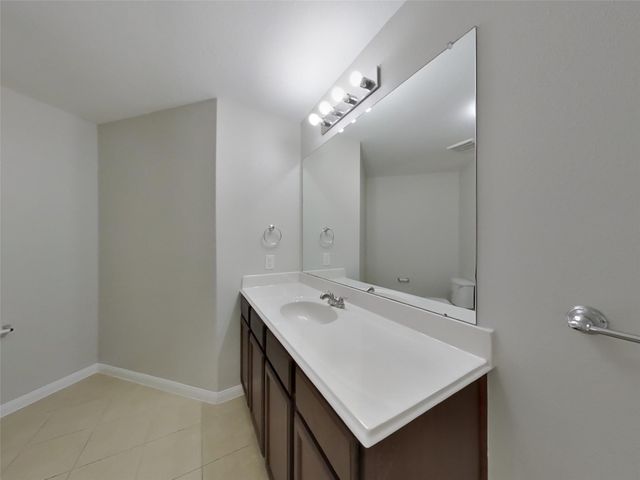 32608 Decker Creek Drive, Pinehurst, TX 77362