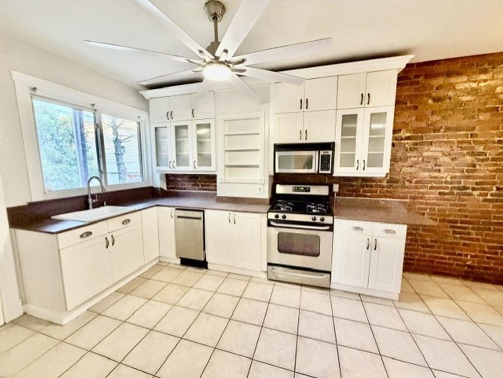33 Page 1, Revere, MA 02151