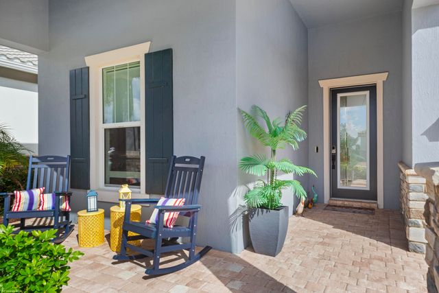 10389 Northbrook Circle, Palm Beach Gardens, FL 33412