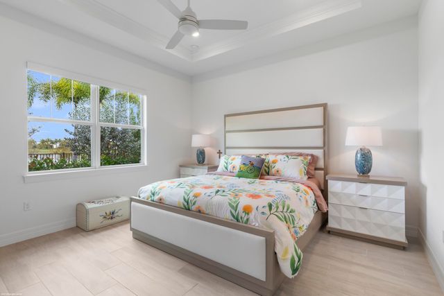 10389 Northbrook Circle, Palm Beach Gardens, FL 33412