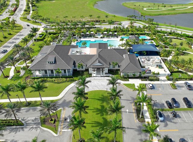 10389 Northbrook Circle, Palm Beach Gardens, FL 33412