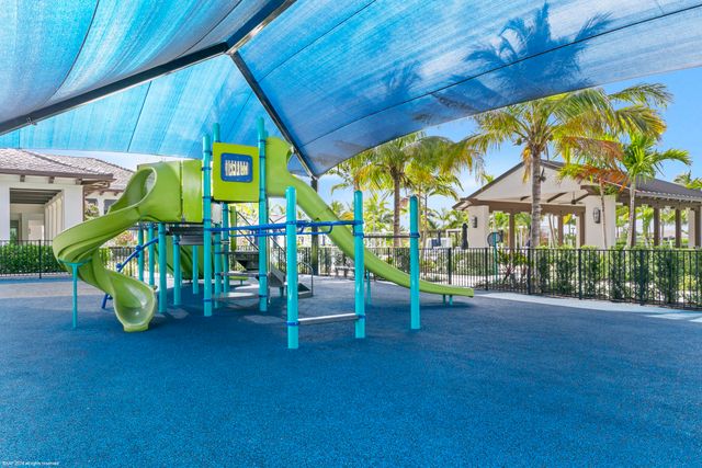 10389 Northbrook Circle, Palm Beach Gardens, FL 33412