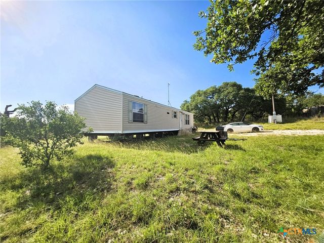100 Reavis Drive, Kempner, TX 76539