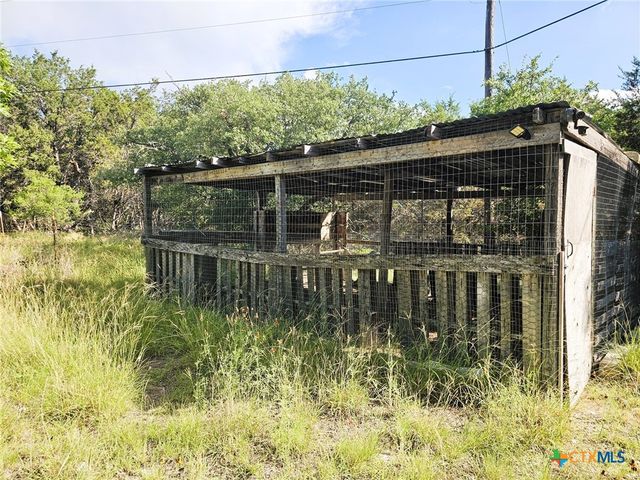 100 Reavis Drive, Kempner, TX 76539