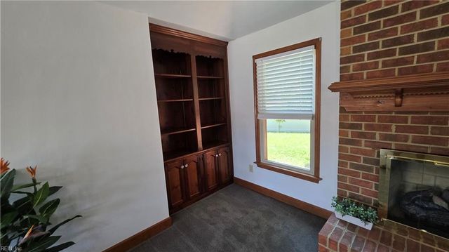 725 Luray TER, Chesapeake, VA 23322