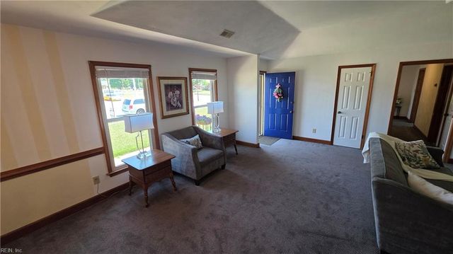 725 Luray TER, Chesapeake, VA 23322
