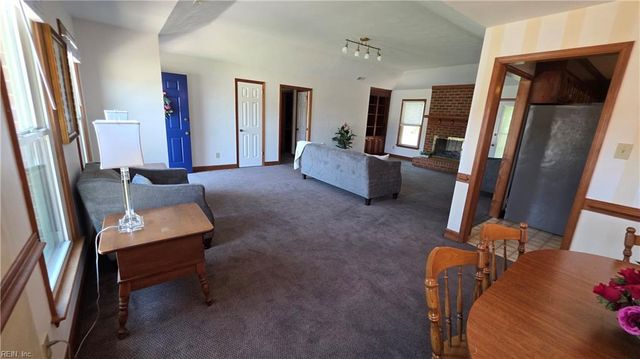 725 Luray TER, Chesapeake, VA 23322