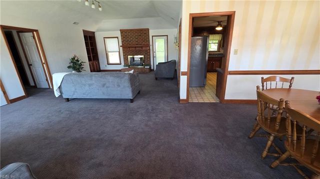 725 Luray TER, Chesapeake, VA 23322