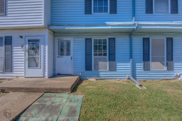 2138 Airline Drive, Bossier City, LA 71111