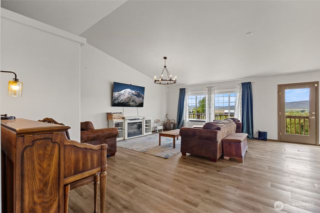 733 Pumping Plant Road, Ellensburg, WA 98926