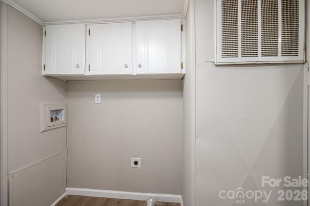 1143 Cheyenne Oaks Drive, Claremont, NC 28610