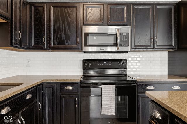 1129 Nantucket Drive, Cicero, IN 46034