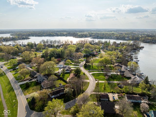 1129 Nantucket Drive, Cicero, IN 46034