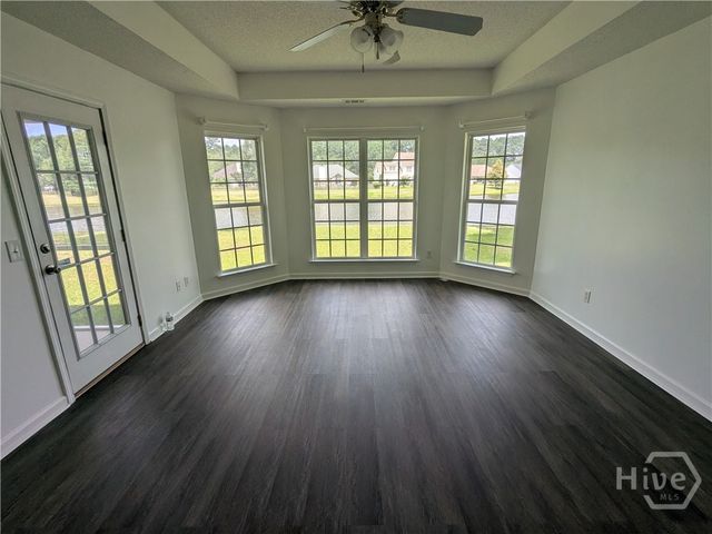 140 Fire Thorn Lane, Pooler, GA 31322