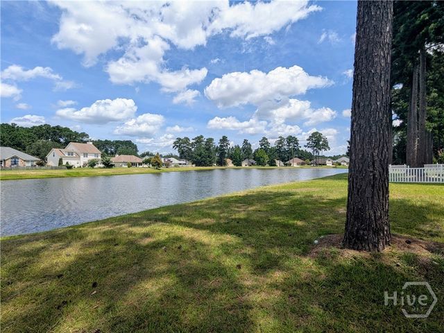 140 Fire Thorn Lane, Pooler, GA 31322