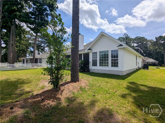 140 Fire Thorn Lane, Pooler, GA 31322