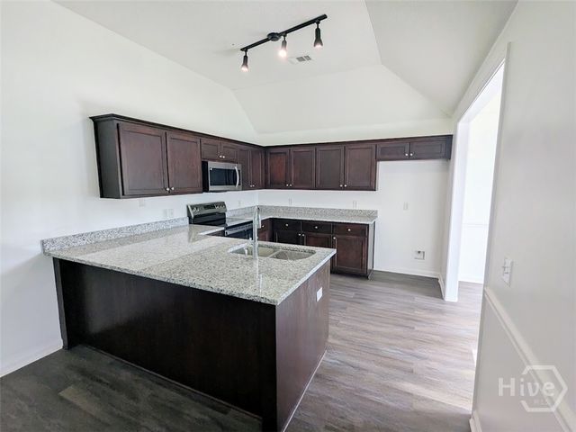140 Fire Thorn Lane, Pooler, GA 31322