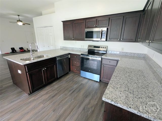 140 Fire Thorn Lane, Pooler, GA 31322