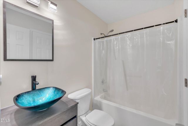 90 Royal Street, Fuquay Varina, NC 27526