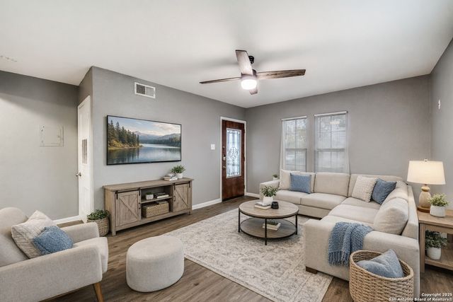 403 W Dickson, San Antonio, TX 78214