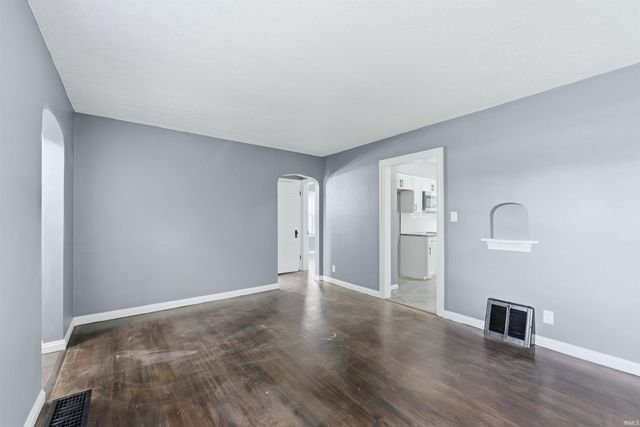 413 Pasadena Drive, Fort Wayne, IN 46807