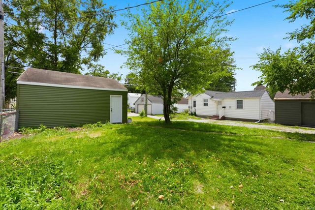 413 Pasadena Drive, Fort Wayne, IN 46807