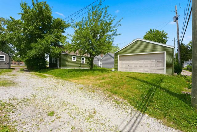 413 Pasadena Drive, Fort Wayne, IN 46807