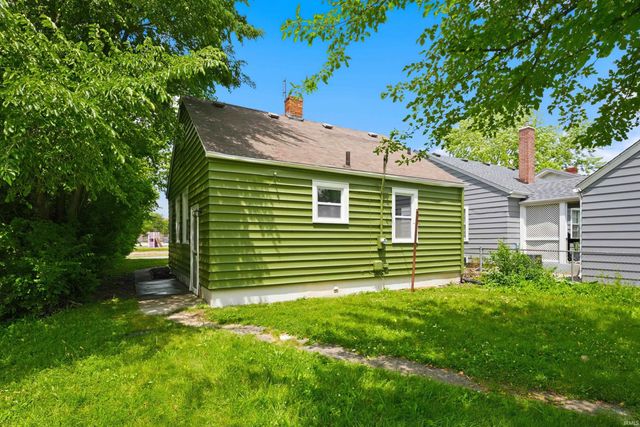 413 Pasadena Drive, Fort Wayne, IN 46807
