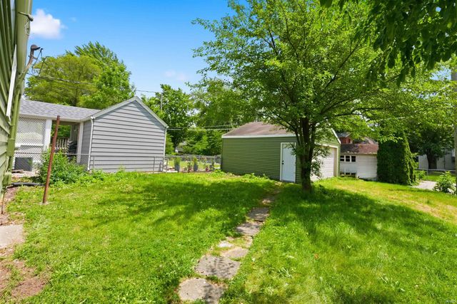 413 Pasadena Drive, Fort Wayne, IN 46807