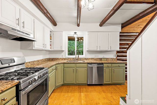 5232 Kinney Rd SW, Olympia, WA 98512