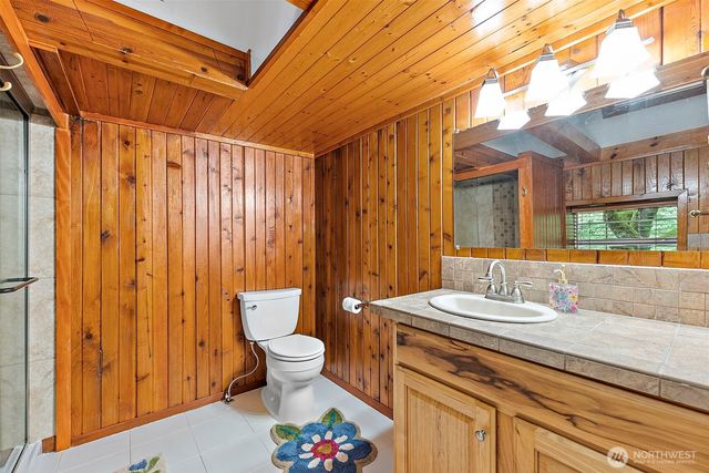 5232 Kinney Rd SW, Olympia, WA 98512