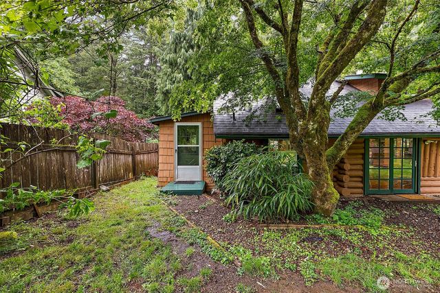 5232 Kinney Rd SW, Olympia, WA 98512