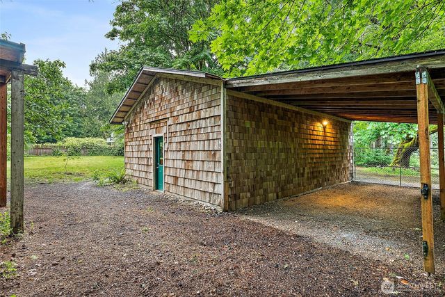 5232 Kinney Rd SW, Olympia, WA 98512