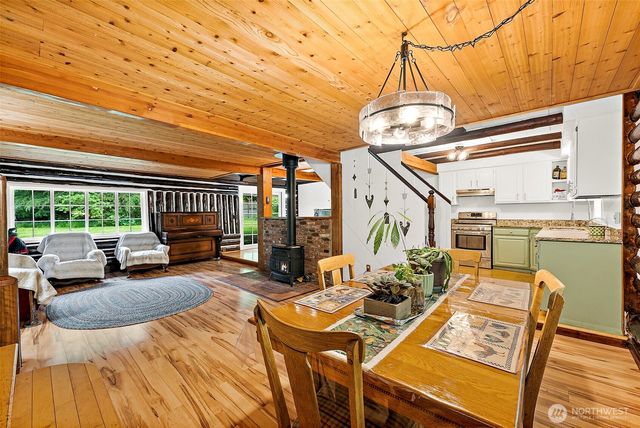 5232 Kinney Rd SW, Olympia, WA 98512