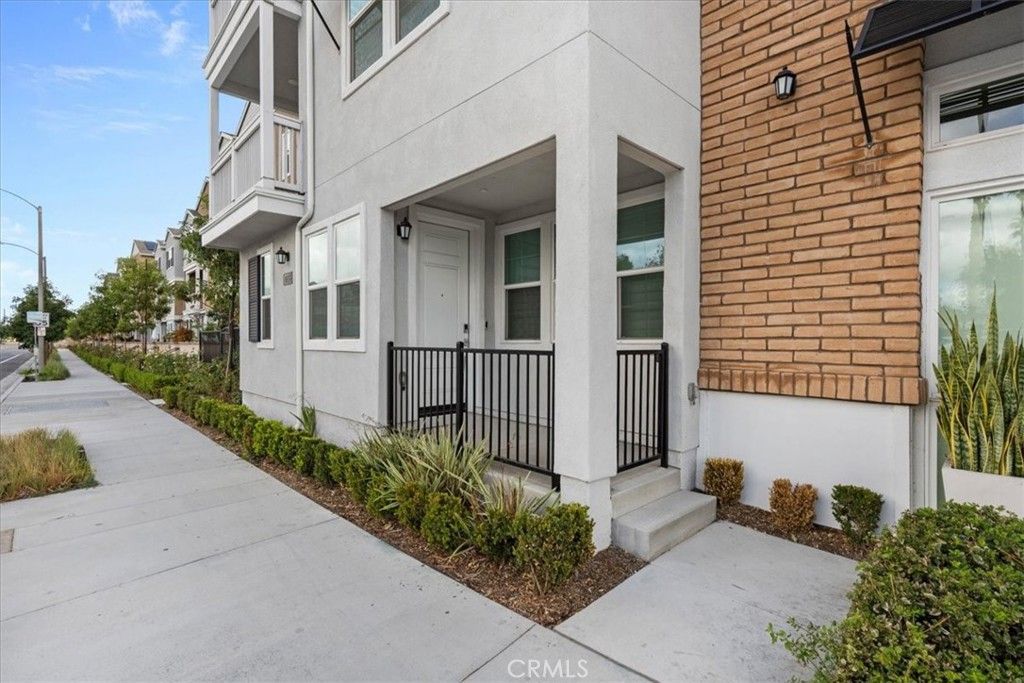 175 W La Palma Avenue 6, Anaheim, CA 92801 — photo 2