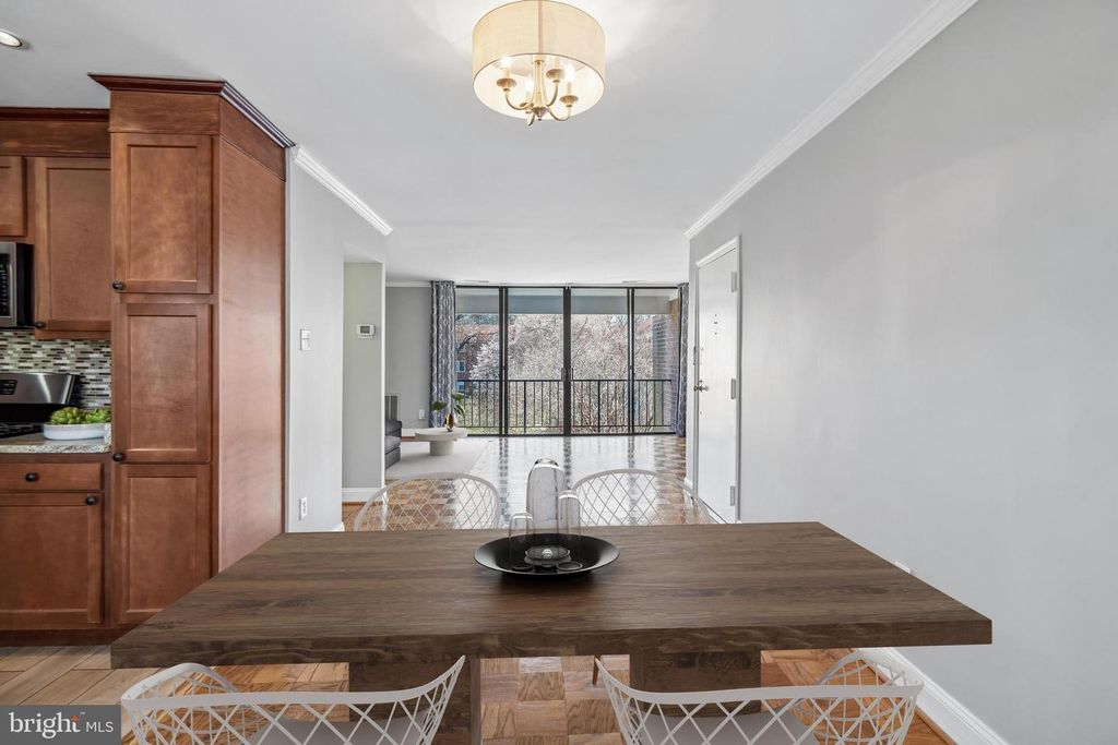Image 13 of property listing at 778 QUINCE ORCHARD BLVD #201, Gaithersburg, MD 20878