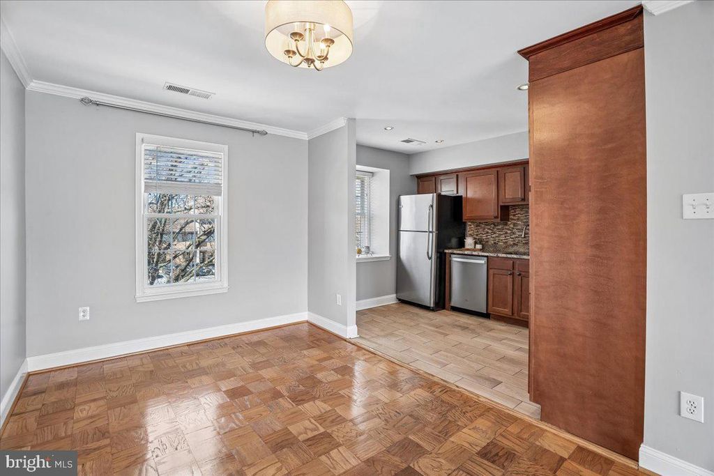 Image 16 of property listing at 778 QUINCE ORCHARD BLVD #201, Gaithersburg, MD 20878