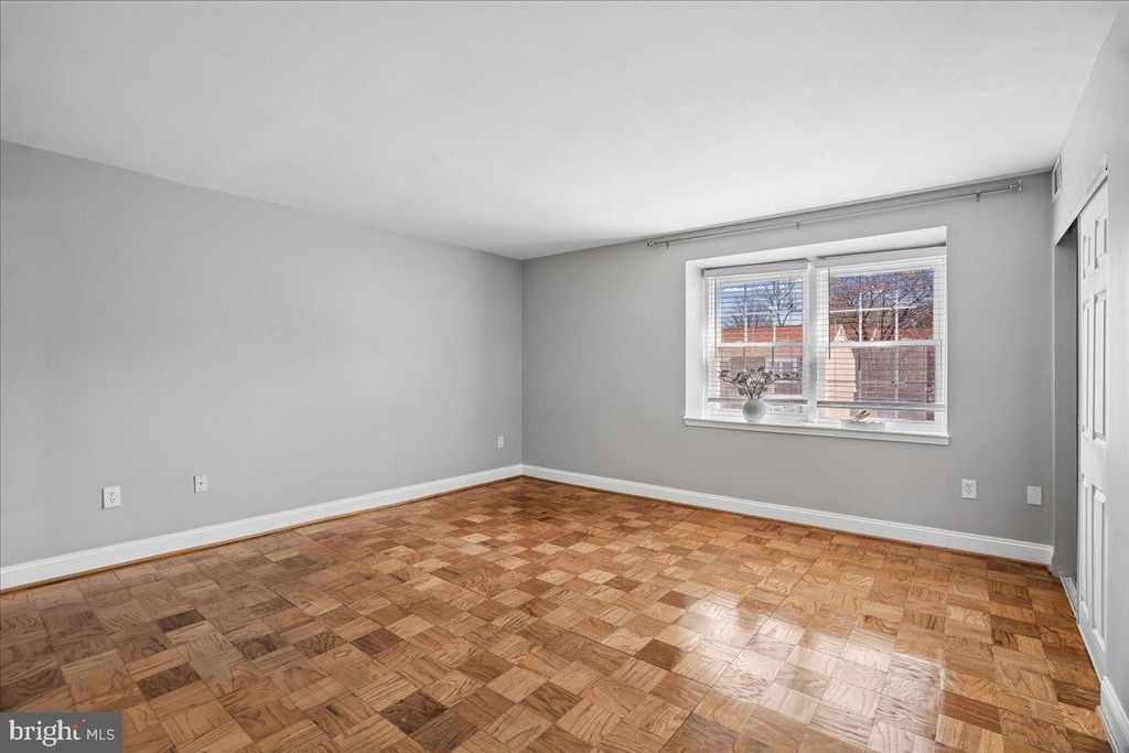 Image 24 of property listing at 778 QUINCE ORCHARD BLVD #201, Gaithersburg, MD 20878