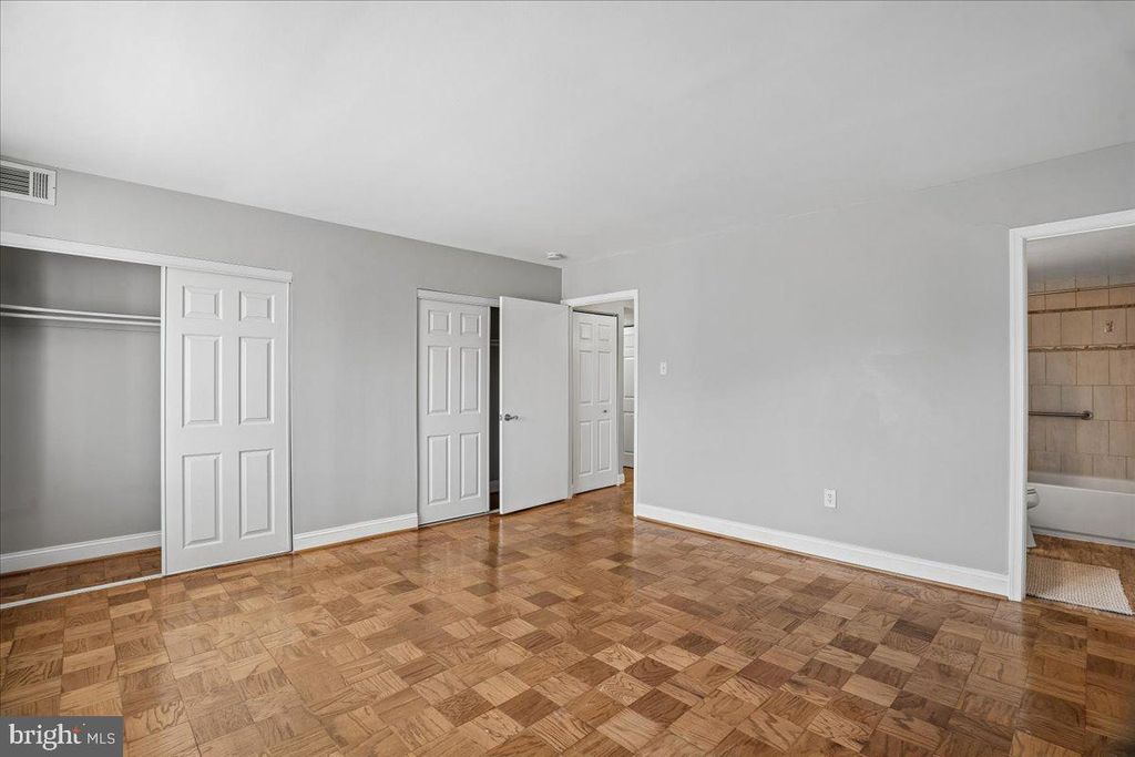 Image 26 of property listing at 778 QUINCE ORCHARD BLVD #201, Gaithersburg, MD 20878
